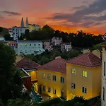 Casa Mariana 2 - Sintra, Pena Palace & Castle Views, Apartment Lejlighed *