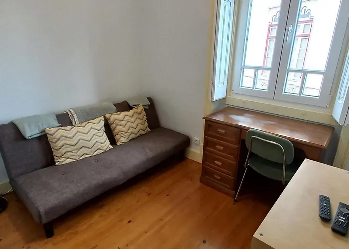 Casa Mariana - Sintra, 2 Bedroom Apartment, Castle & Mountain Views