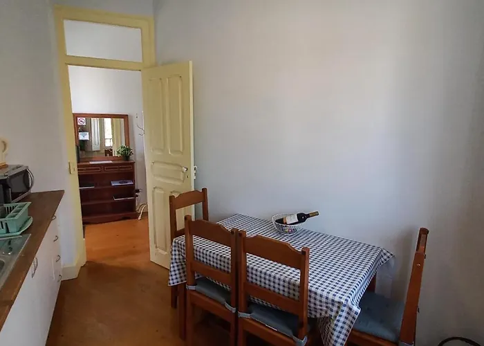 Casa Mariana - Sintra, 2 Bedroom Apartment, Castle & Mountain Views Lägenhet